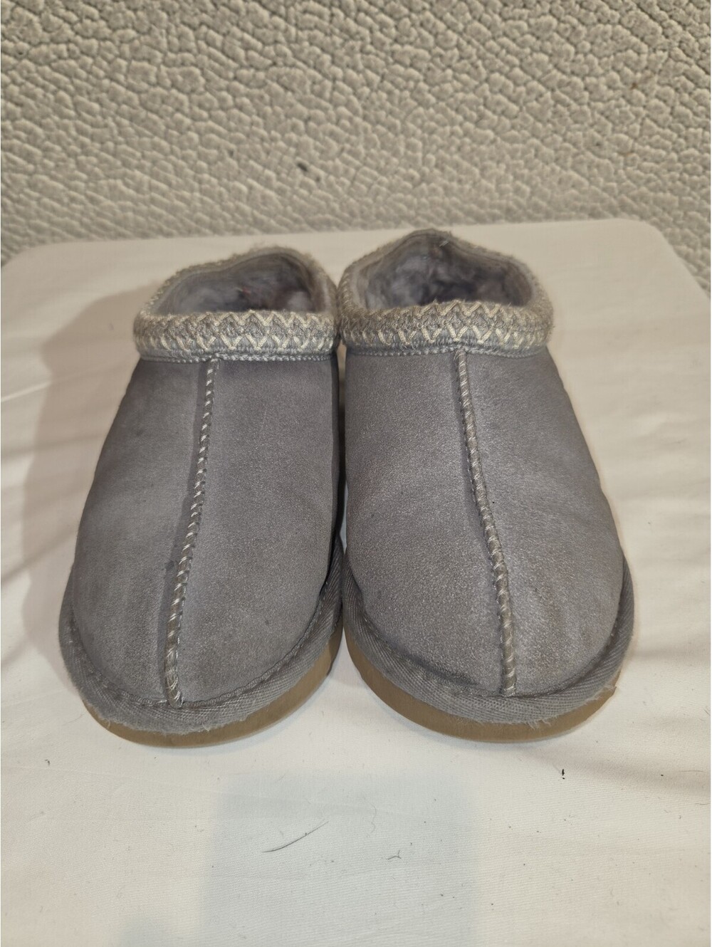 UGG Tazz Womens 5 Gray Slides /slipper